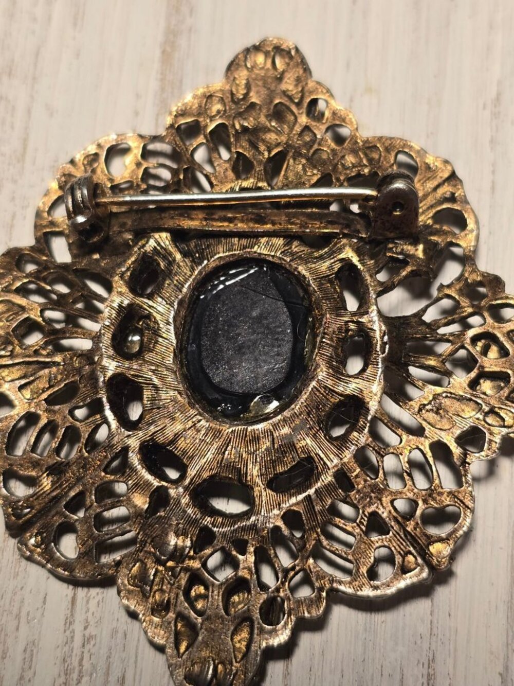 Vintage Victorian Revival Filigree Three Graces Cameo Brooch Gothic Baroque Pin - Picture 5 of 6